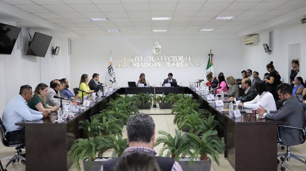 IEEQ avala informes de ingresos y egresos