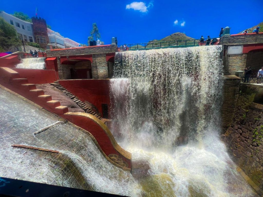 Celebran Apertura de la Presa de La Olla