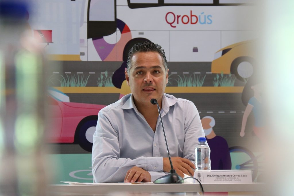 Incorporan taxi tradicional a plataformas digitales