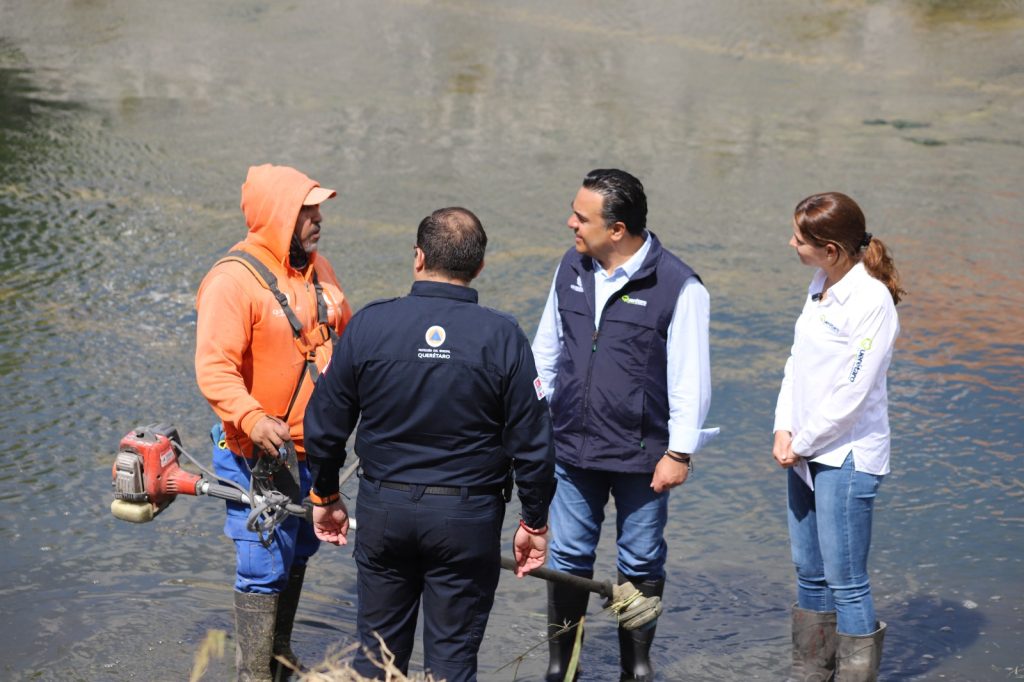 Nava supervisa limpieza de dren El Arenal