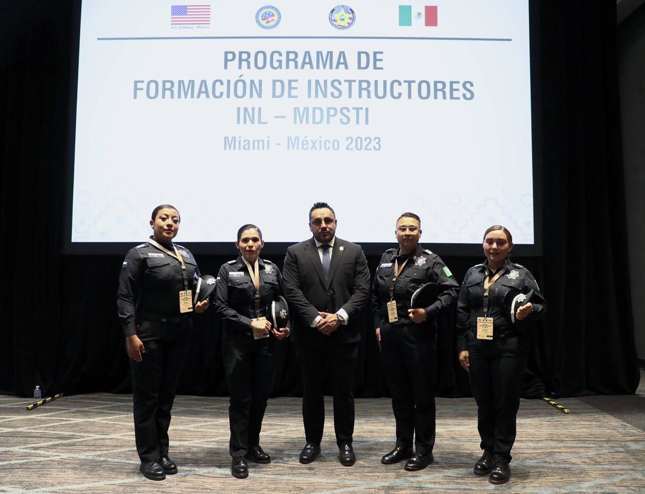 POES se certifica en atención a violencia de género