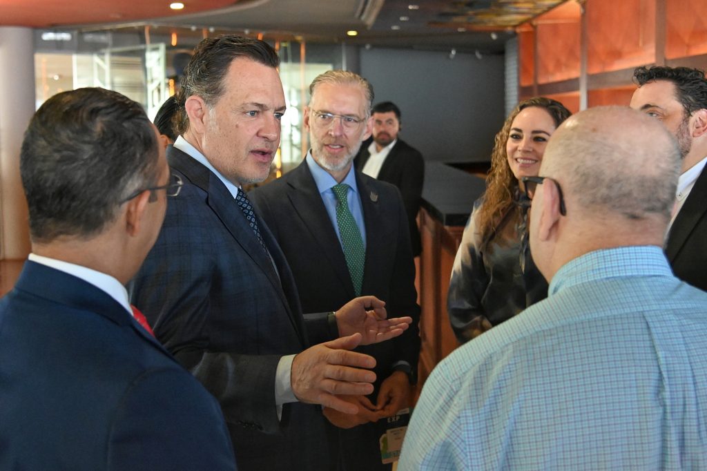 Sector empresarial tiene compromiso: Kuri