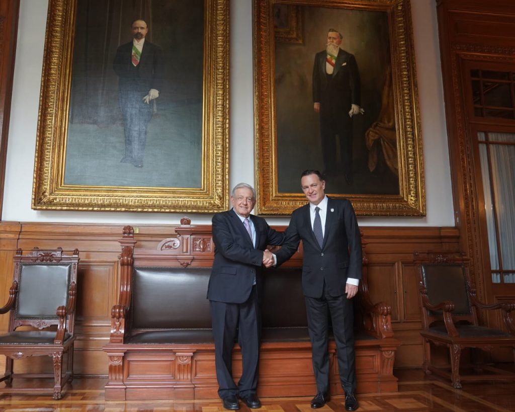 AMLO recibe a Mauricio Kuri González