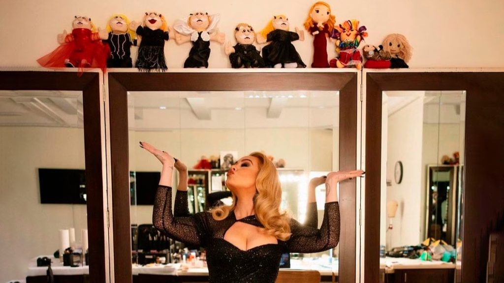 Muñecos del Dr. Simi: La obsesión de Adele