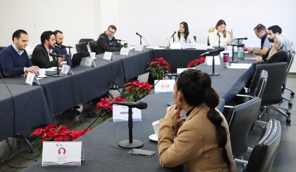 Aspirantes a candidaturas independientes logran registro