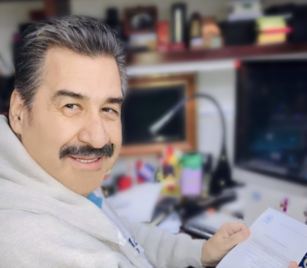 Manolo Garrido Patrón recibió carta del Papa