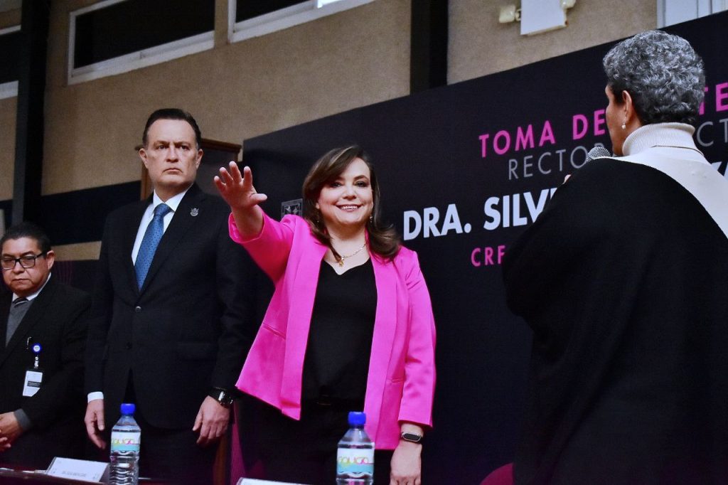 Silvia Amaya Llano asume Rectoría de la UAQ