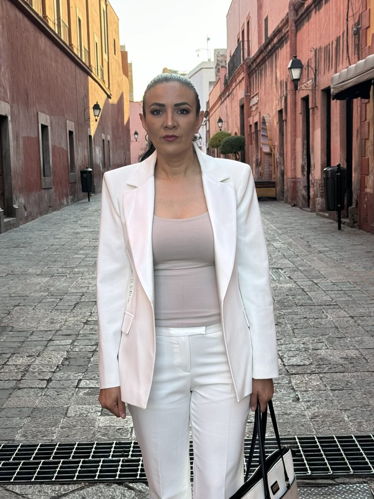 Paloma Arce Islas renuncia a Morena en Querétaro