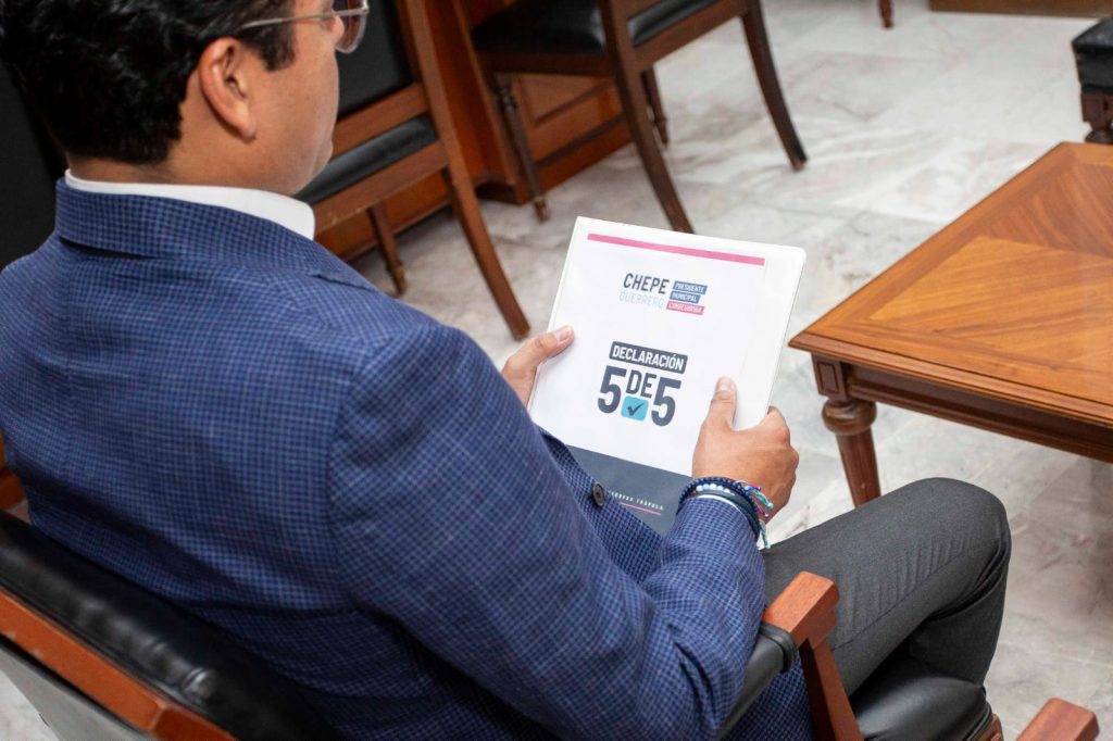 Josué “Chepe” Guerrero presenta su declaración 5 de 5