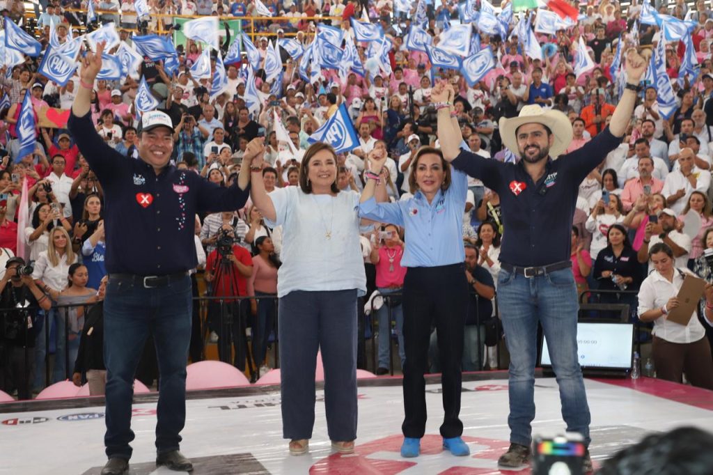 Xóchitl Gálvez hace compromisos con Querétaro
