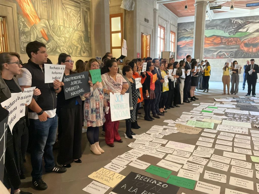 Trabajadores de la SCJN Votan para Decidir su Participación en el Paro contra la Reforma Judicial