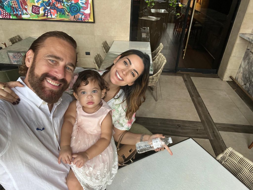 Carlos de la Mota y Laura Pérez enfrentan una pérdida devastadora del bebe que esperaban