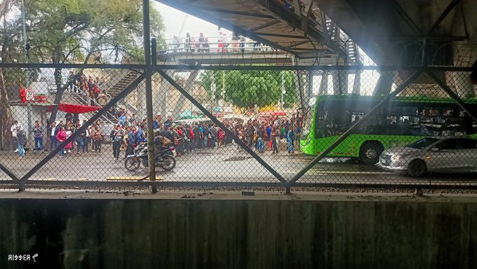 Línea 8 del Metro CDMX con afectaciones y servicio provisional ...