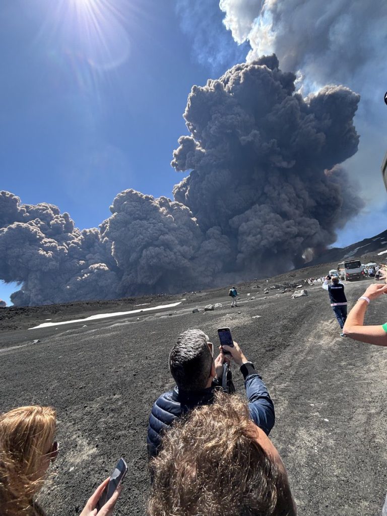 Volcán Etna: la erupción que sacudió Sicilia