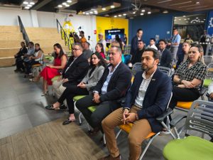 Rector de la UVEG, Mtro. José Ricardo Narváez Martínez, señaló que la incorporación del programa a la plataforma virtual de la universidad responde al compromiso institucional de acercar la educación a todos los sectores productivos del estado