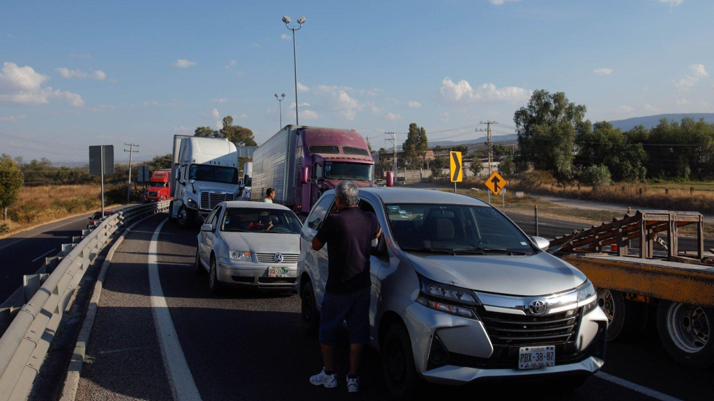 Carreteras bloqueadas en México hoy por accidentes y cierres viales