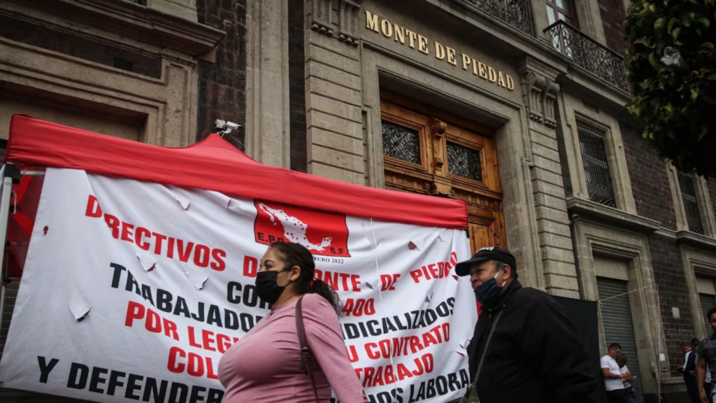 huelga en el monte de piedad cumple 80 días y trabajadores están al límite