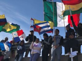 Latinos en España: Retos, realidad y el laberinto de los papeles Latinos en España Retos, realidad y el laberinto de los papeles