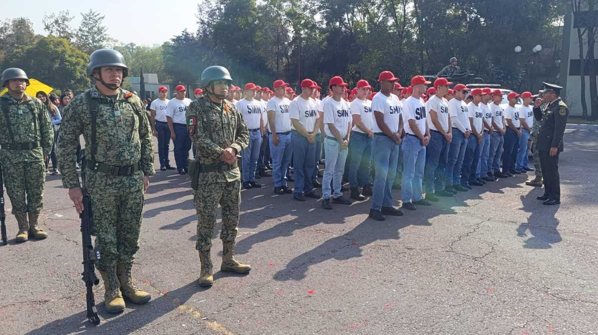 jóvenes terminan servicio militar nacional