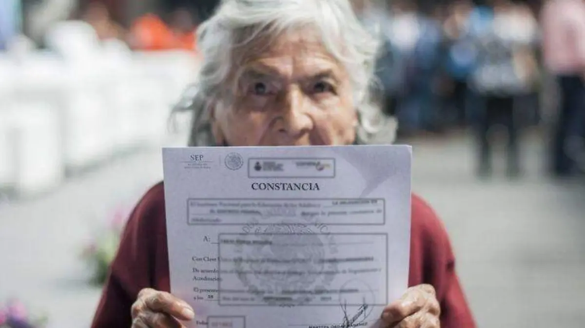 Cómo recuperar tu certificado de primaria si tu escuela ya no existe