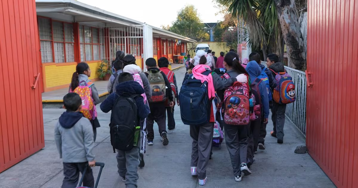 Cómo recuperar tu certificado de primaria si tu escuela ya no existe