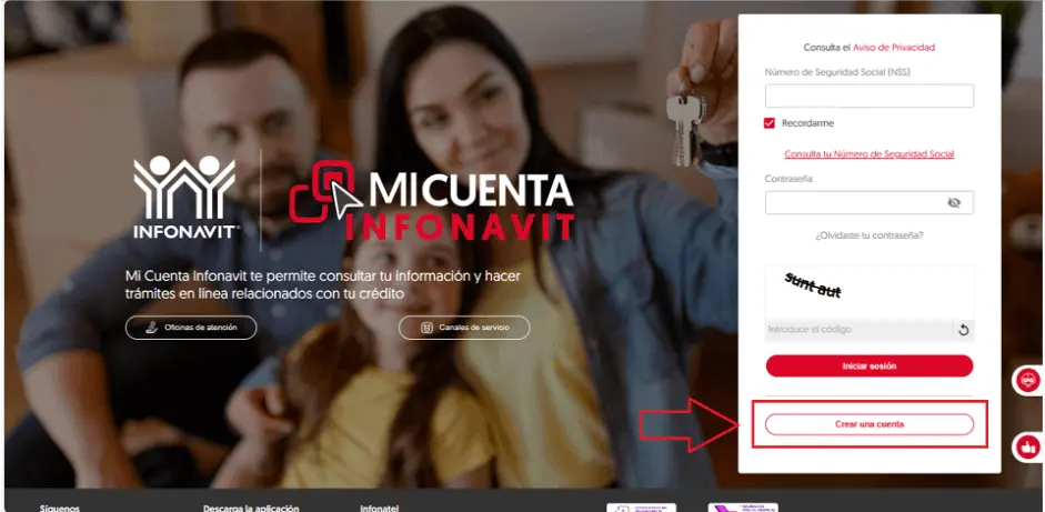 Smartphone mostrando la app Mi Infonavit con pantalla de precalificación puntaje y monto de crédito disponible