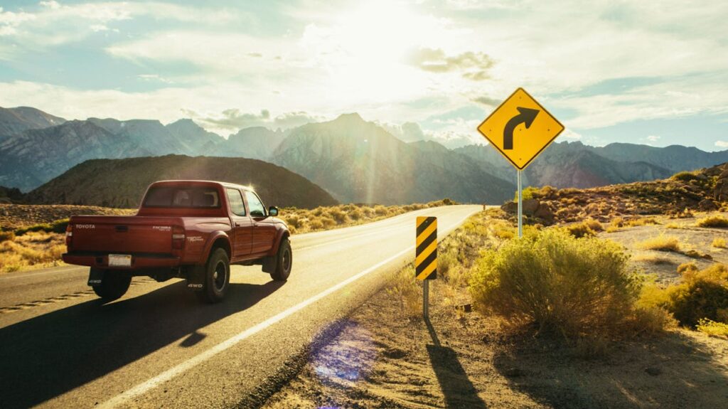 Grúas piratas en carreteras y vías rápidas: Cómo identificarlas y evitar la extorsión