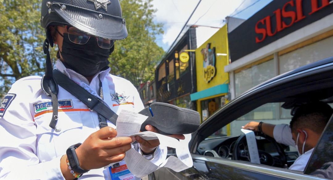 El truco para pagar tus multas de tránsito con grandes descuentos