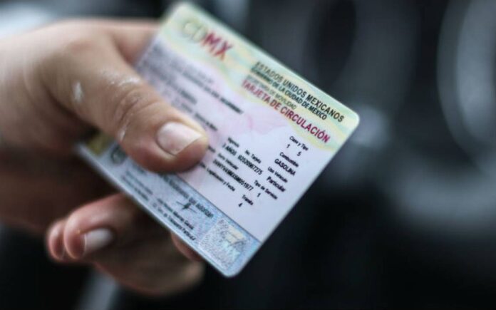 Licencia de conducir tipo A y B: diferencias y cuál necesitas