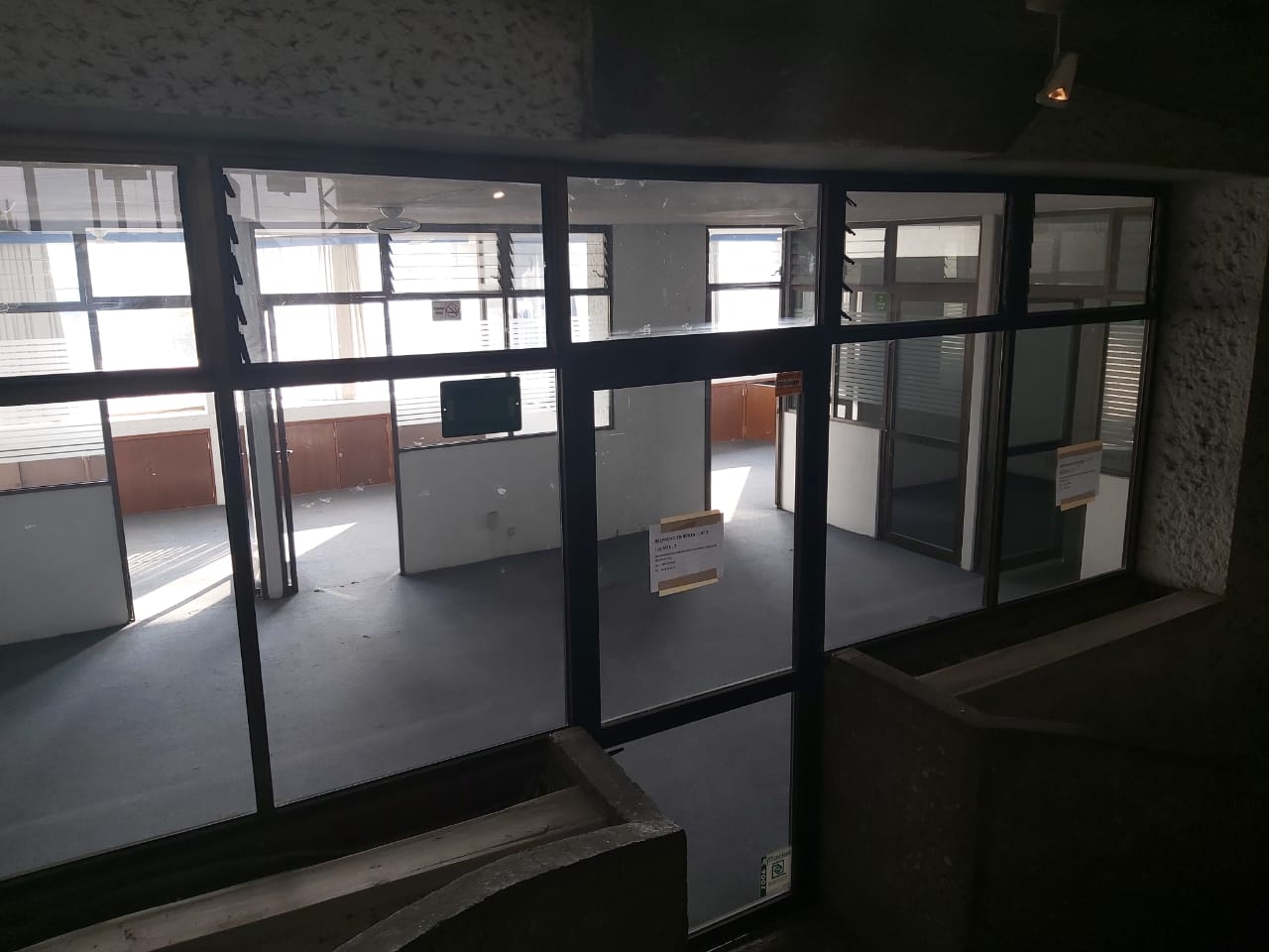 Venta de edificio en Paseo 5 de Febrero Querétaro con 7 niveles.