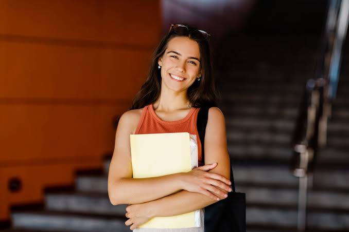 Becas Conahcyt