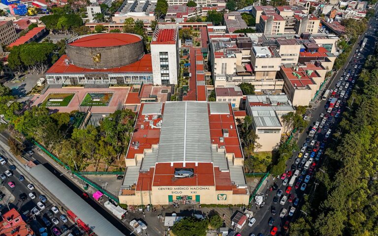 Jubilación anticipada en el IMSS: la regla del 30% y por qué retirarte a los 60 te recorta la pensión