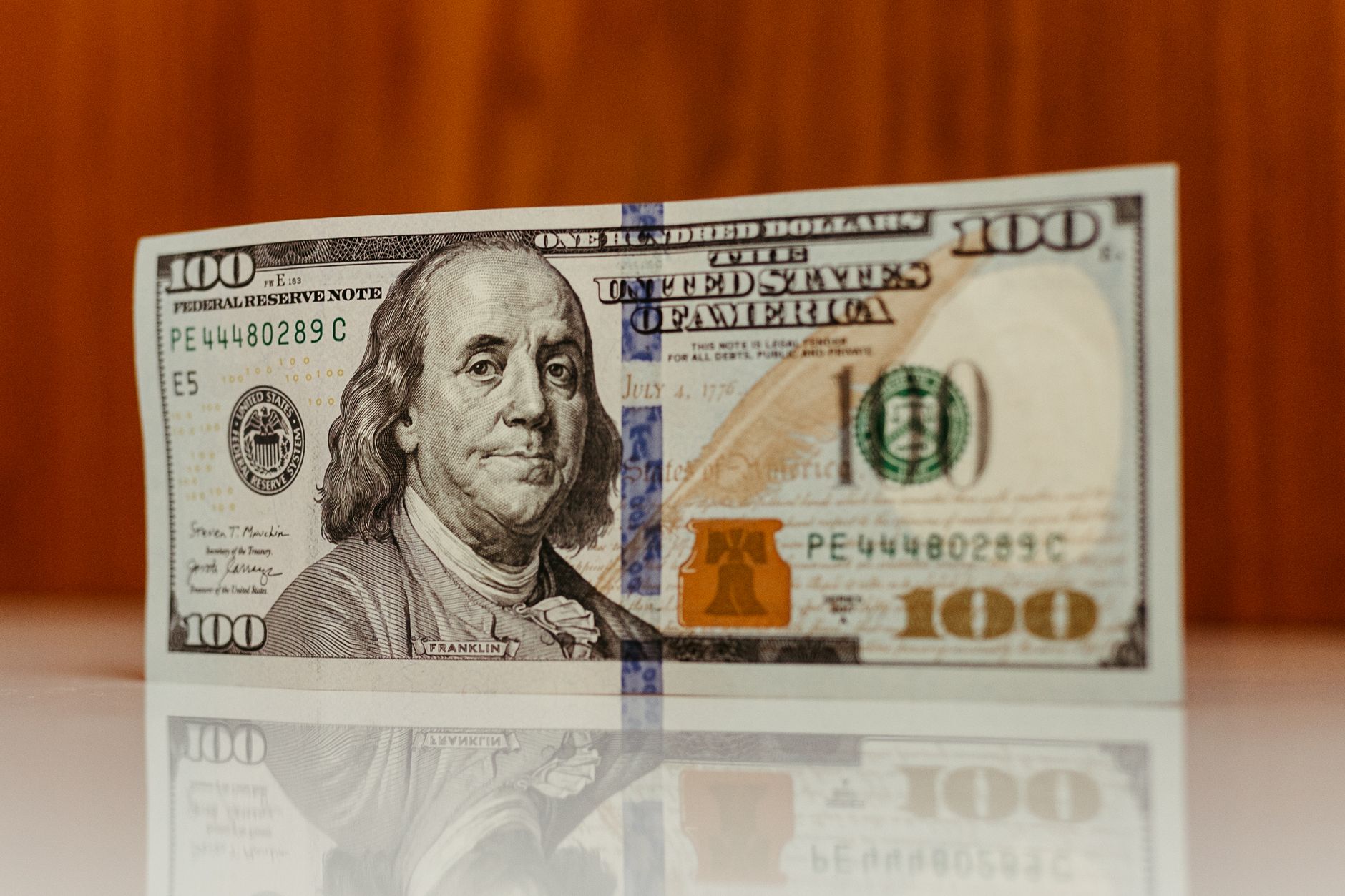 Actividad industrial en México: billetes que ilustran el impacto económico del crecimiento industrial