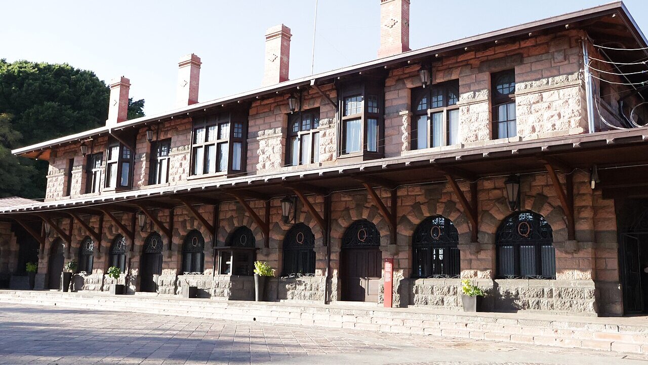 Antigua Estación del Ferrocarril de Querétaro, zona donde vecinos inventariaron los árboles en riesgo por las obras del tren
