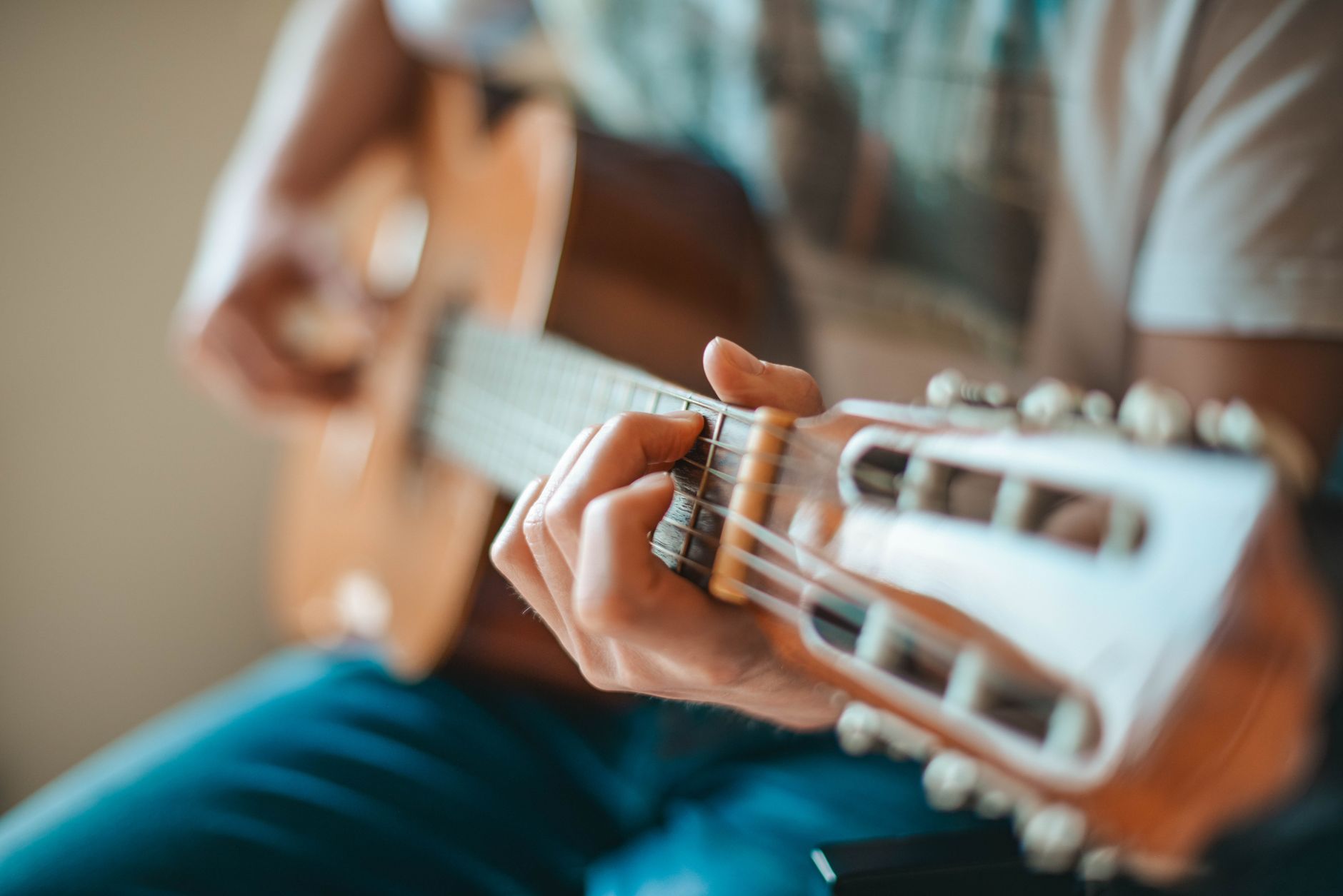 Conciertos gratis 15 de septiembre: guitarra que ilustra la música en vivo de los festejos patrios en CDMX