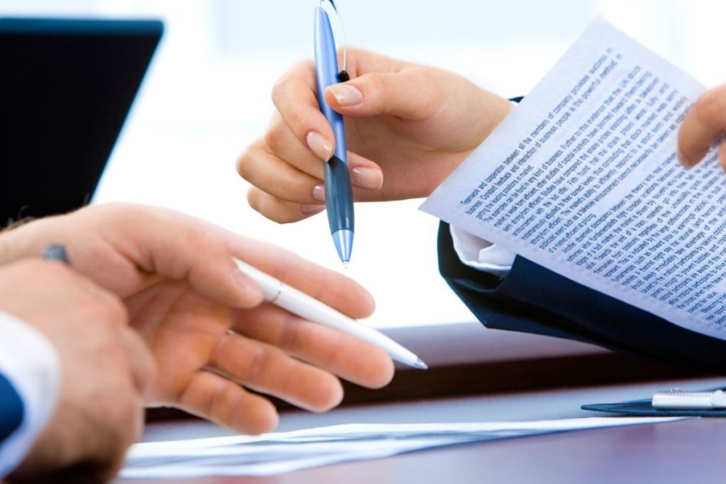 Constancia de retenciones se solicita al patrón o banco y así puedes obtenerla