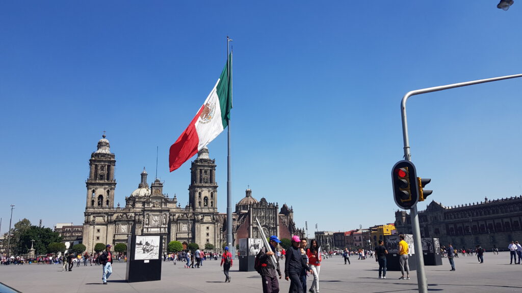 Sheinbaum cierra su Segundo Informe con 200 mil en el Zócalo