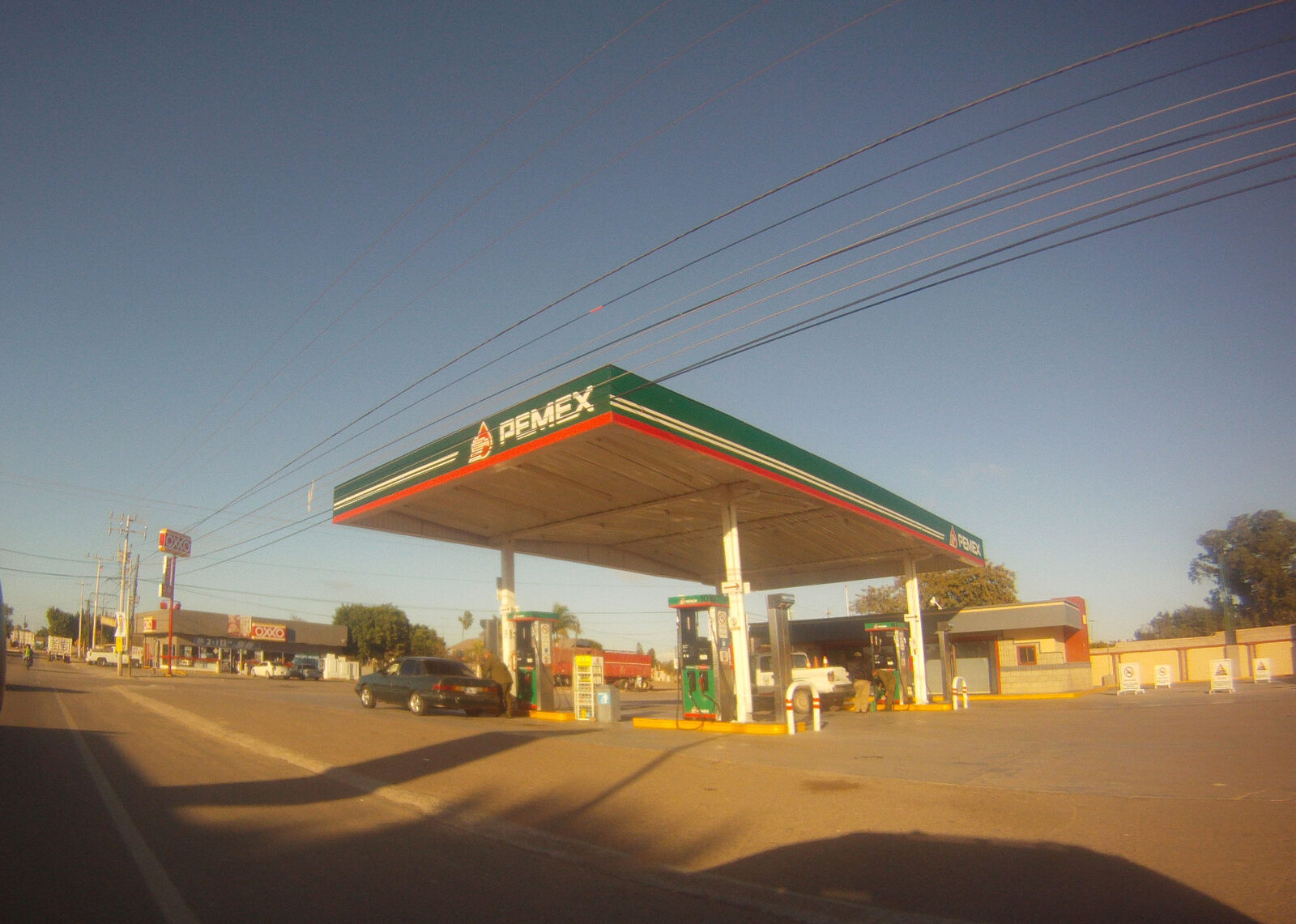bomba de gasolina Magna y diésel con subsidio del IEPS en México