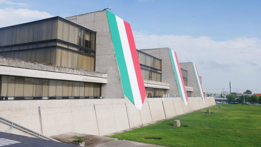 Superávit comercial de México en agosto 2026: 605 mdd