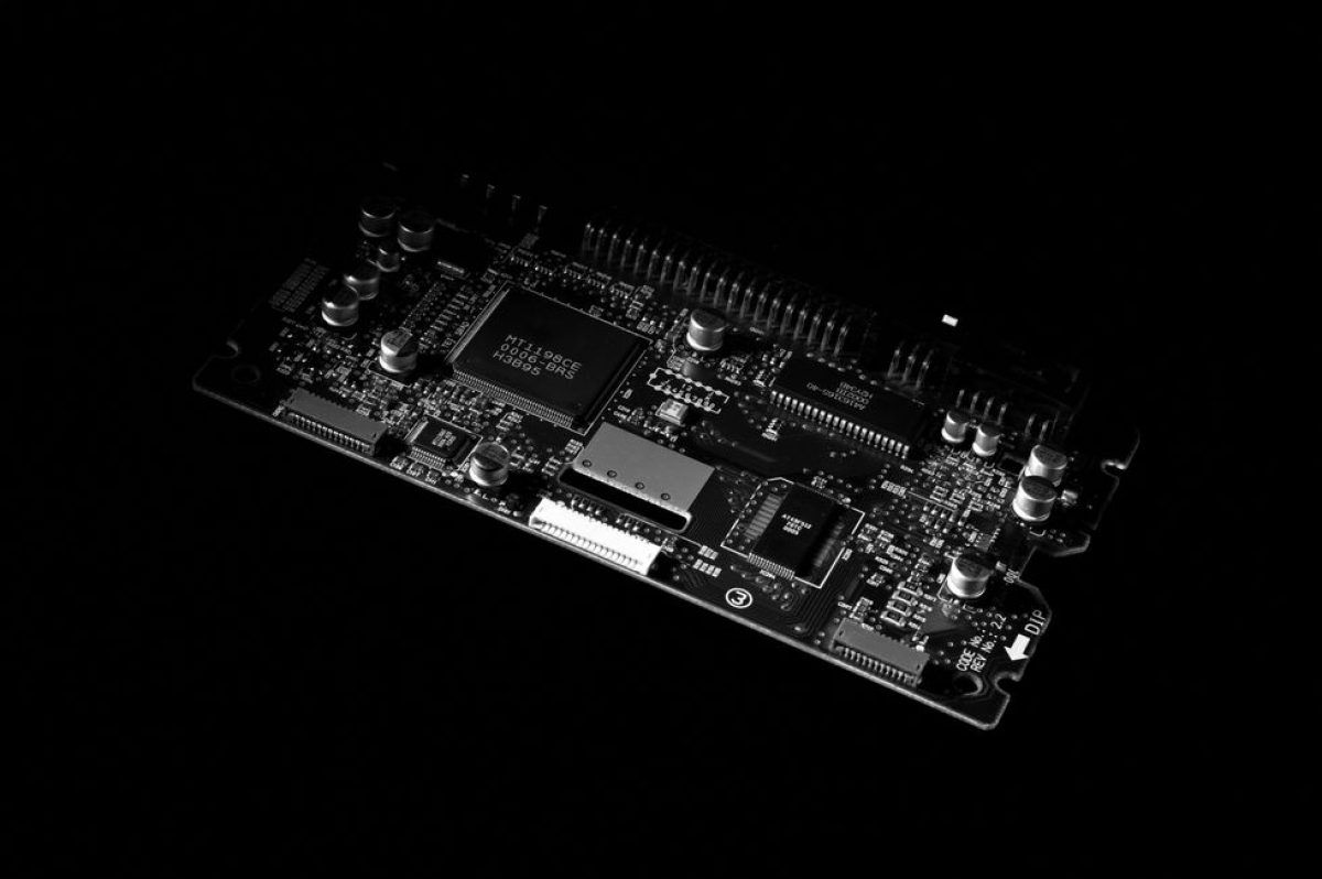 Circuito de computadora que representa la tecnología de inteligencia artificial detrás de Skynet