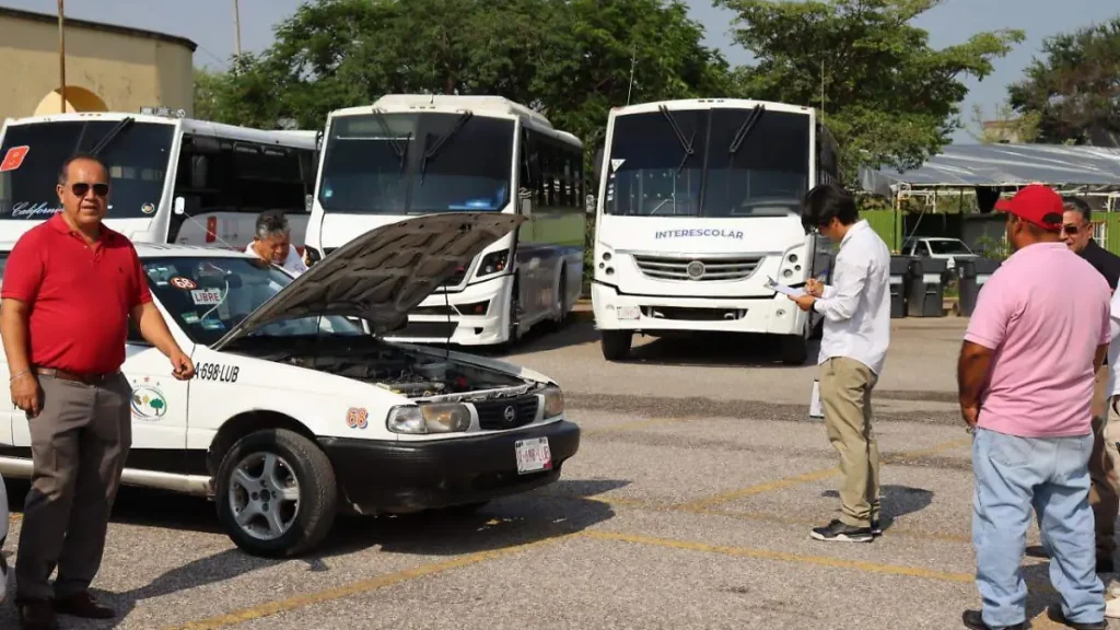 Revista mecánica anual del transporte público: qué revisan y cuánto cuesta