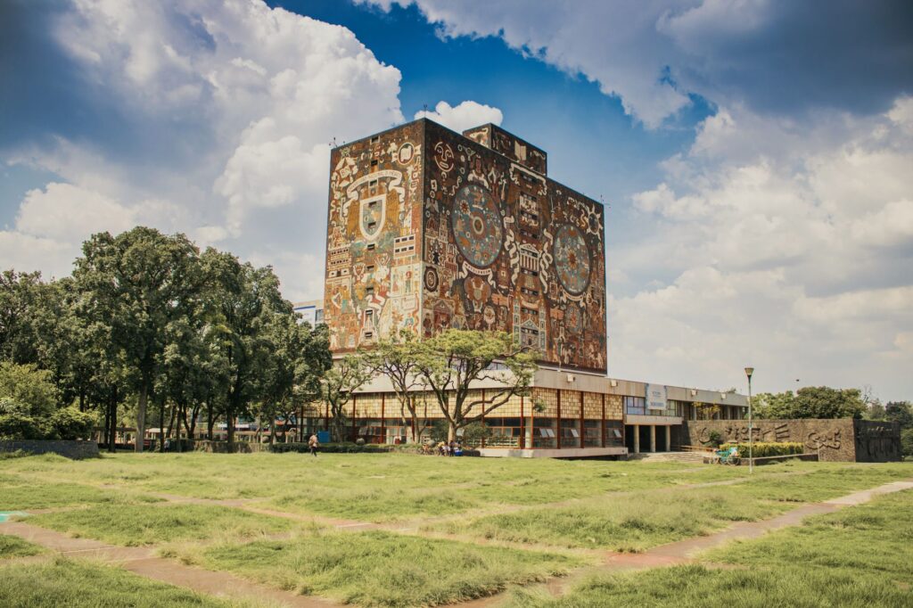 Agresiones a estudiantes de la UNAM: Sheinbaum pide investigar