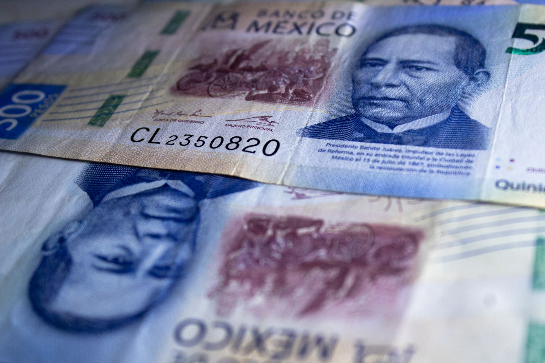 Billetes de 500 pesos mexicanos, el efectivo que la Ley de Economía Digital busca reducir en compras pequeñas