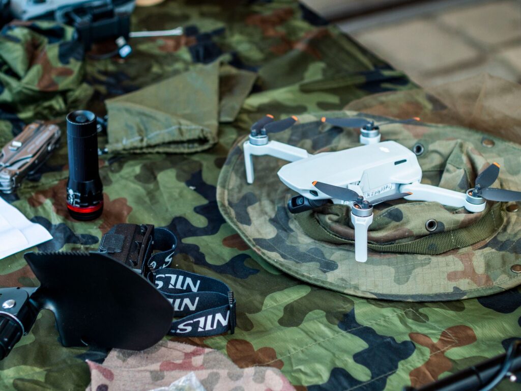 Drones en Sinaloa: Ejército asegura 15 y 42 explosivos