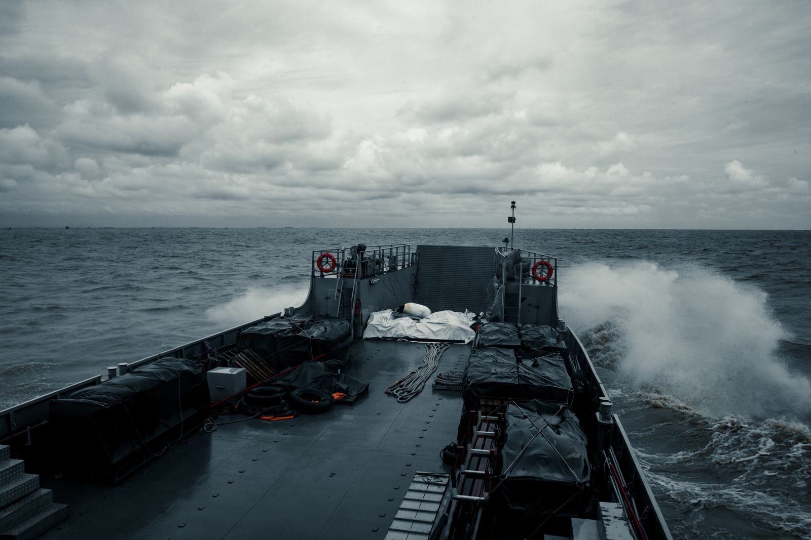 Embarcación militar en el mar, imagen ilustrativa de la Marina que capturó a El Cromo