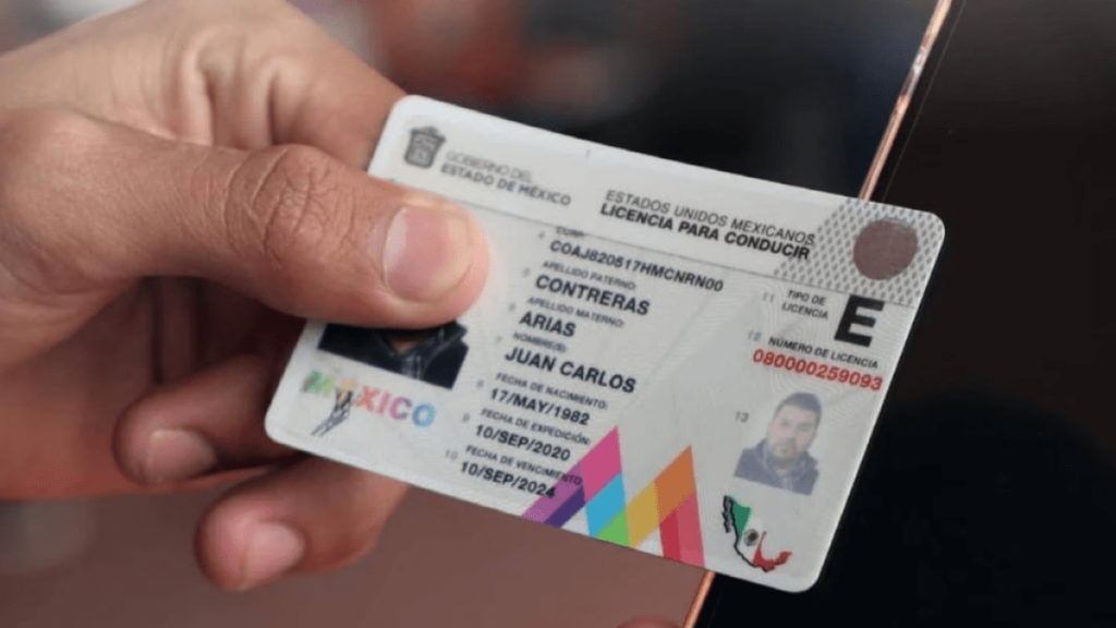 Licencia tipo E: Qué Es y Quién la Necesita para Manejar